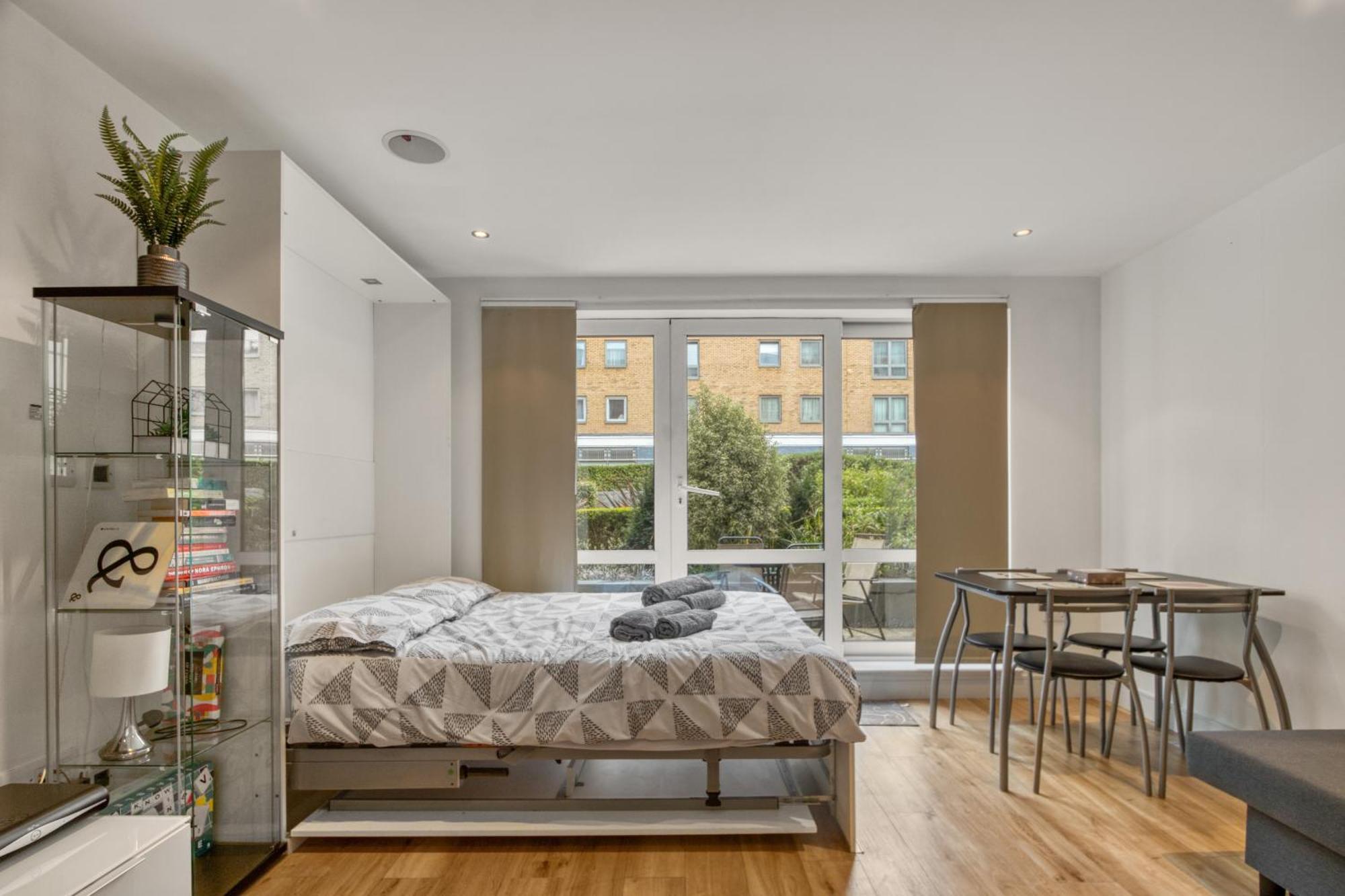 Apartmán Modern Chic Studio Chelsea Londýn Exteriér fotografie